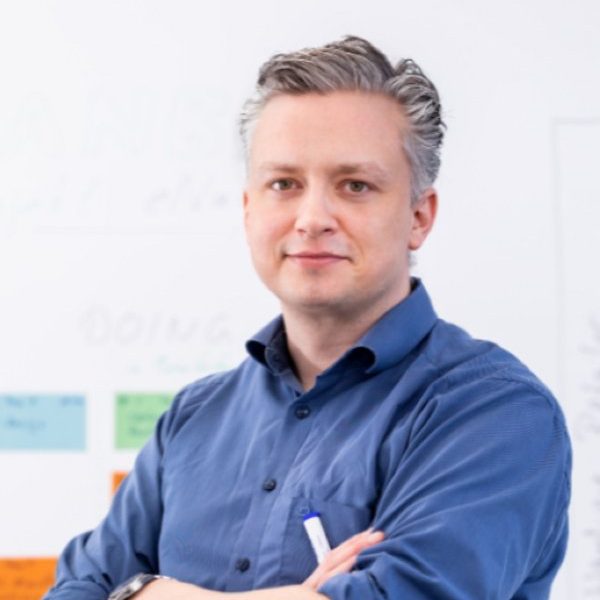 Porträt von Prof. Dr. Nico Brehm